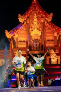 BIB: 308
                            <button type="button" onclick="openModal(22476798)" class="btn btn-primary btn-sm float-right btn-popup" data-toggle="modal" data-target=".modal-high-quality">
                        <i class="fas fa-shopping-cart"></i> Add to Cart
                    </button>
                                            <button type="button" onclick="isThisMe(22476798, true)" class="btn btn-success btn-sm float-right btn-popup btn-isme hidden" data-toggle="tooltip" data-placement="bottom" title="นี่คือรูปของคุณใช่ไหม คลิกที่นี่เพื่อเอาเข้าอัลบั้ม">
                        <i class="fas fa-plus"></i> Add to album
                    </button>
                    <button type="button" onclick="isThisMe(22476798, false)" class="btn btn-warning btn-sm float-right btn-popup btn-isnotme hidden">
                        <i class="fas fa-ban"></i> Remove from album
                    </button>